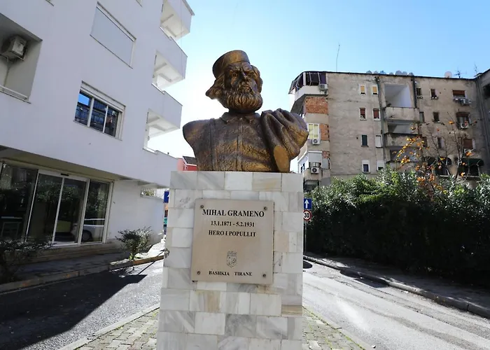 Little Corner Hostel Tirana